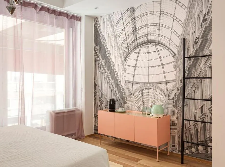 Amazing Apartment In Duomo Milan